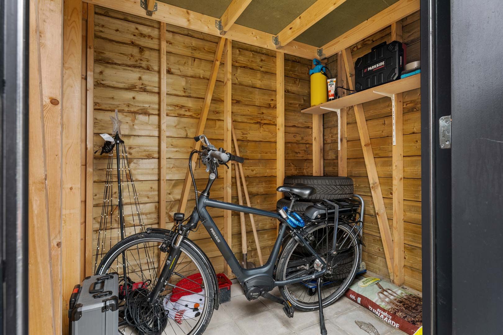 Photo 33 of Jacob Catshof 8