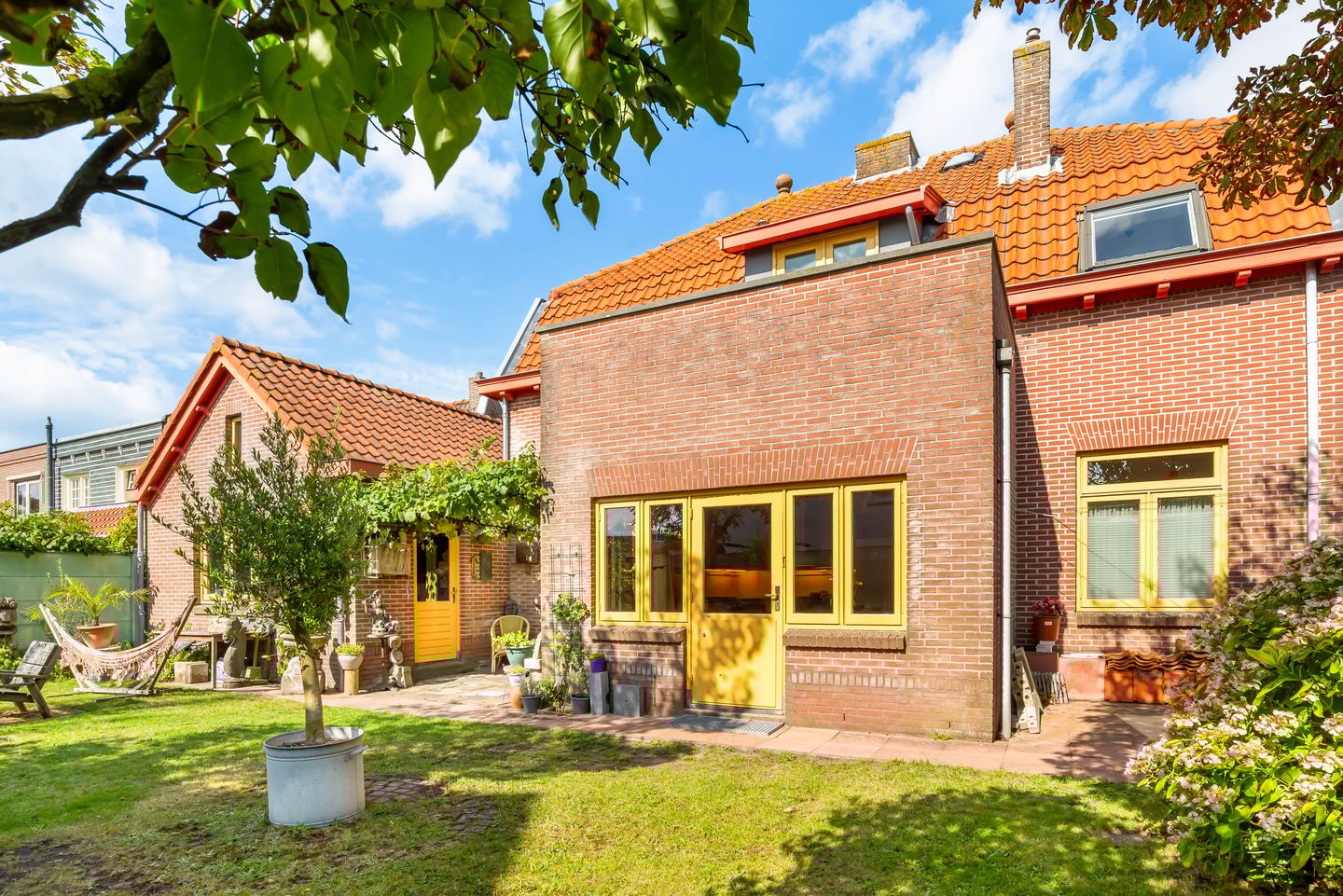 Foto 25 van Brederodestraat 77