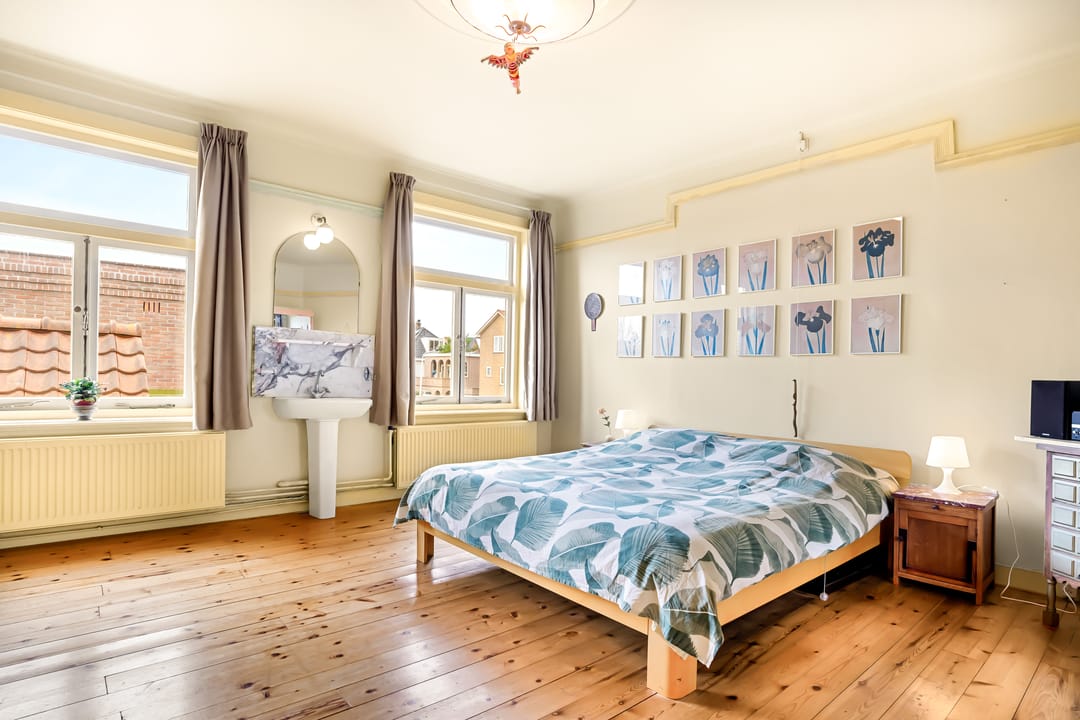 Foto 37 van Brederodestraat 77