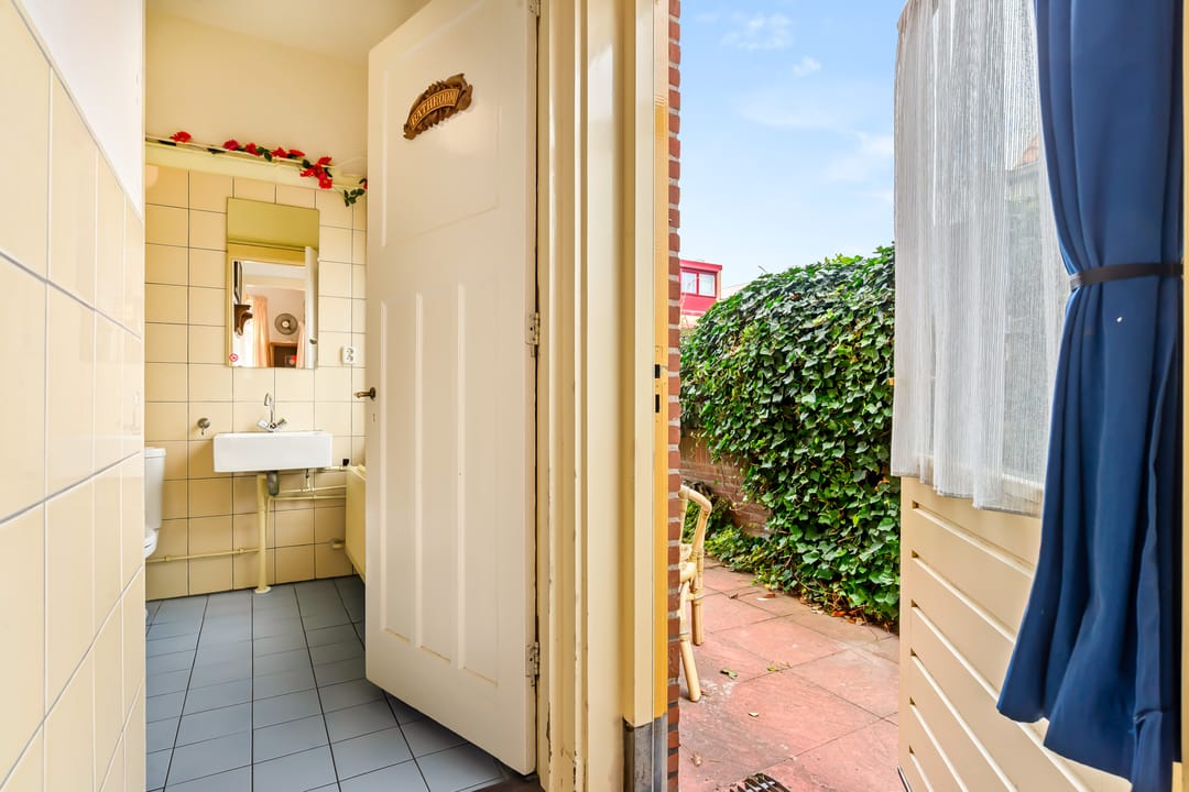 Foto 71 van Brederodestraat 77