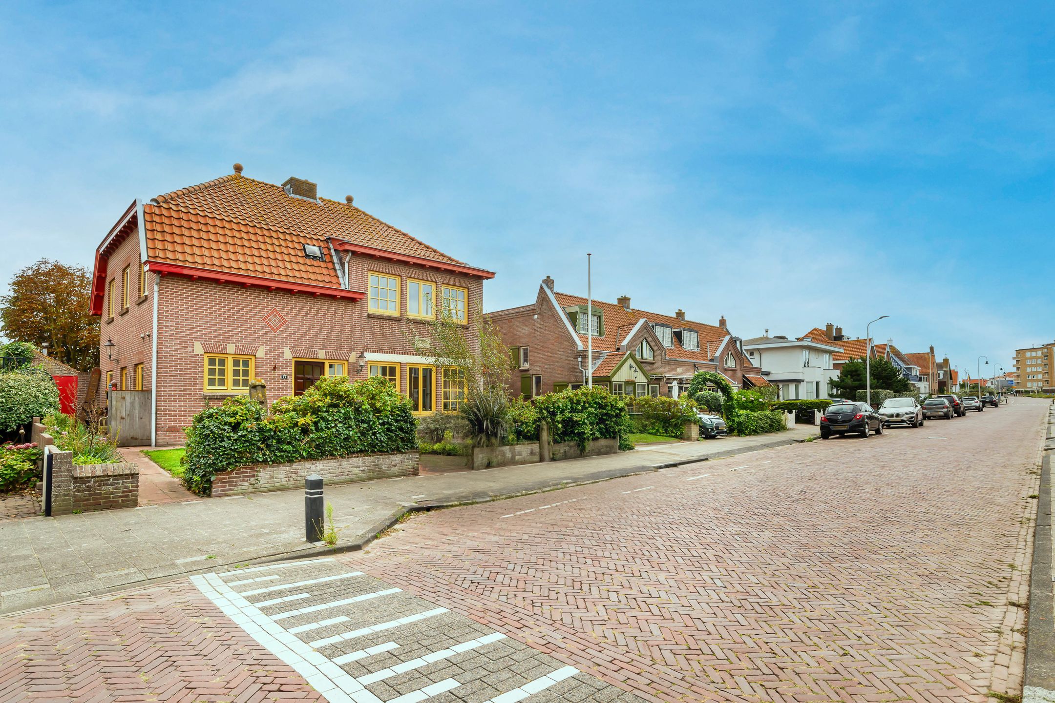 Foto 75 van Brederodestraat 77