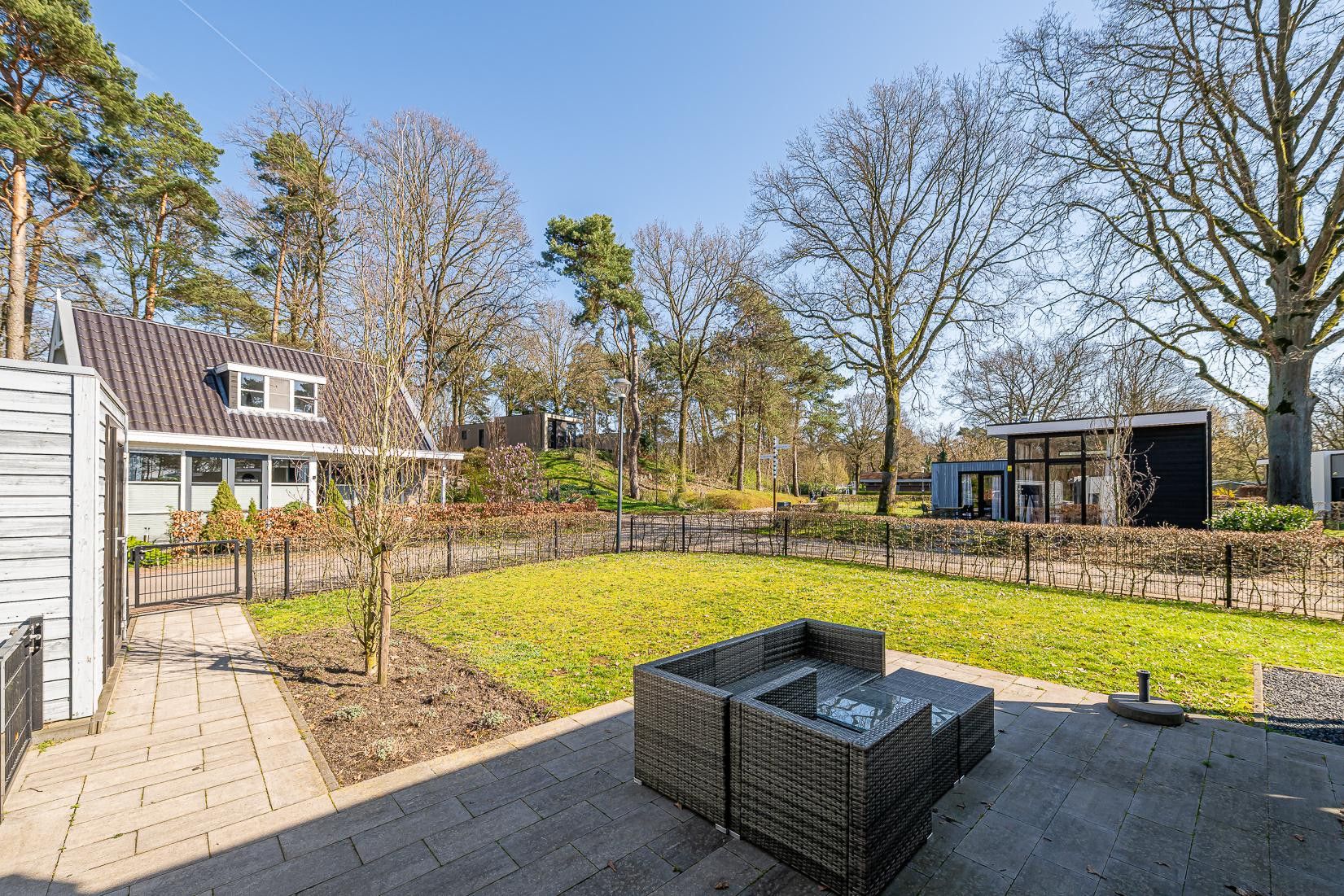 2-bedroom freehold villa in Belfeld — photo 3 of 5