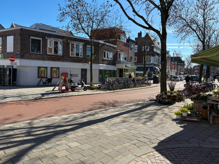 Photo 4 of Warmoesstraat 70