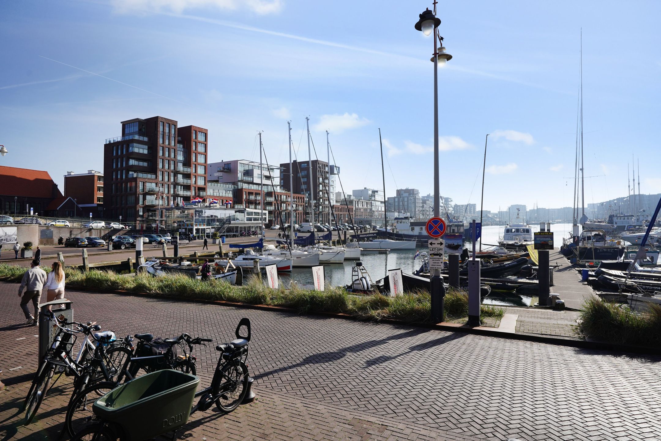 Photo 39 of Hellingweg 46