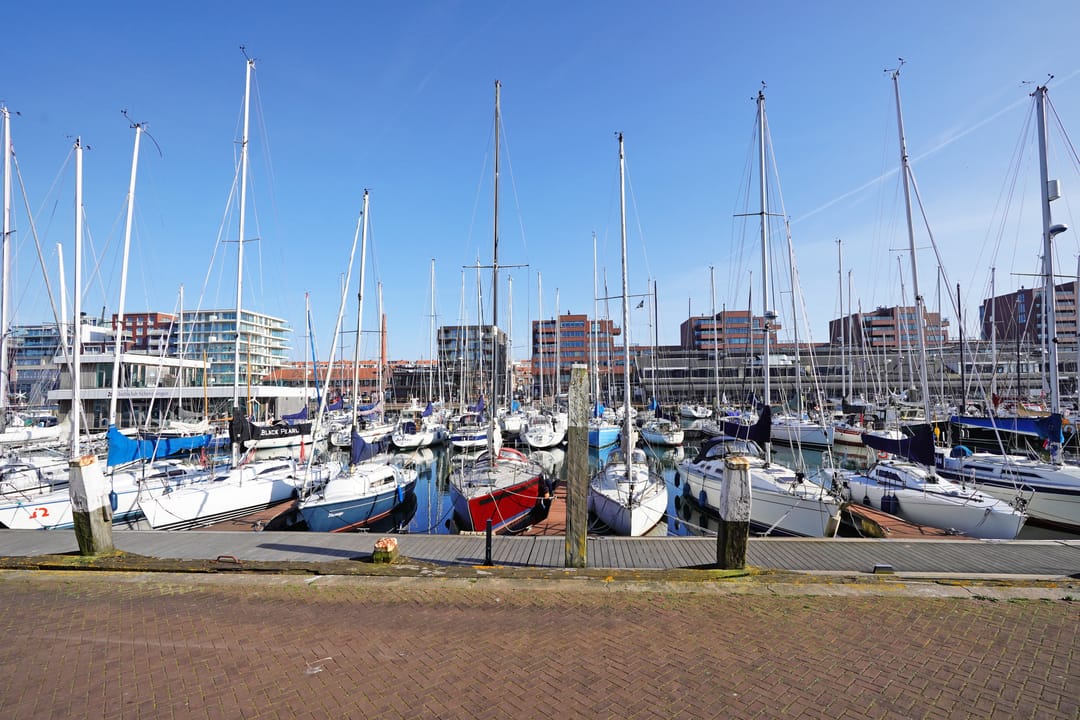 Photo 43 of Hellingweg 46