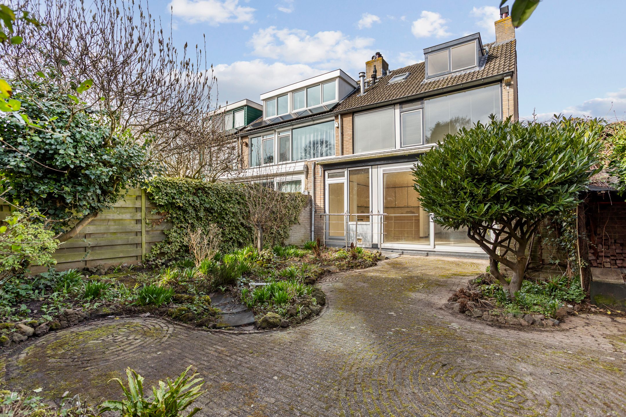 Foto 33 van Douw van der Kraplaan 25