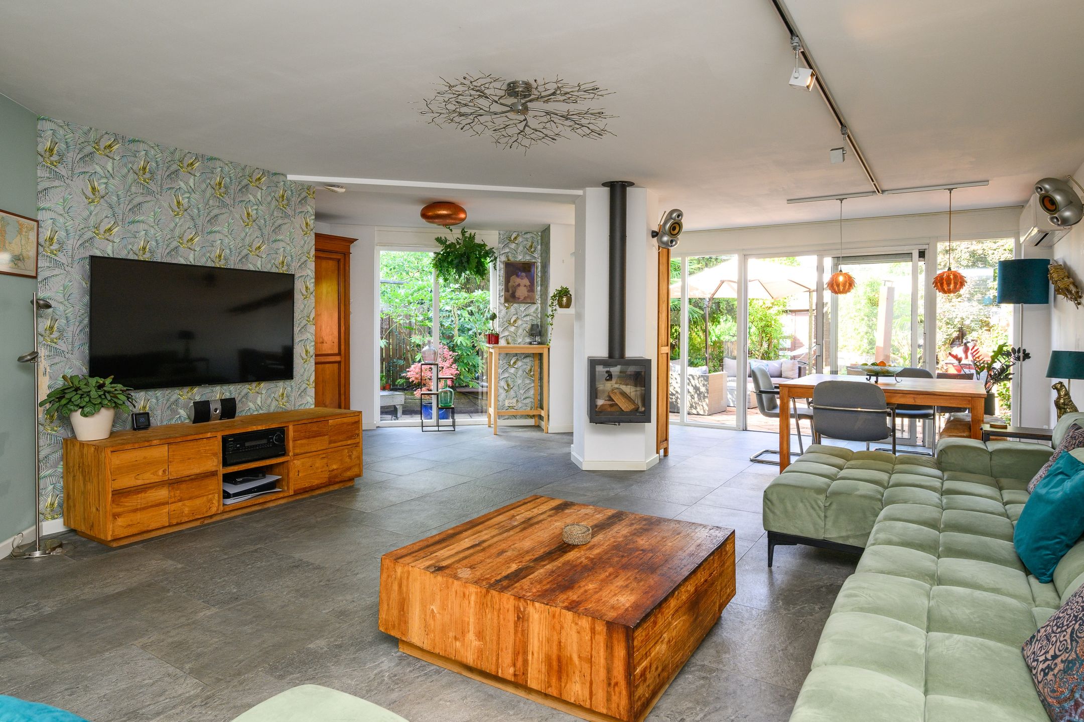 Photo 6 of Annie M.G. Schmidtweg 12