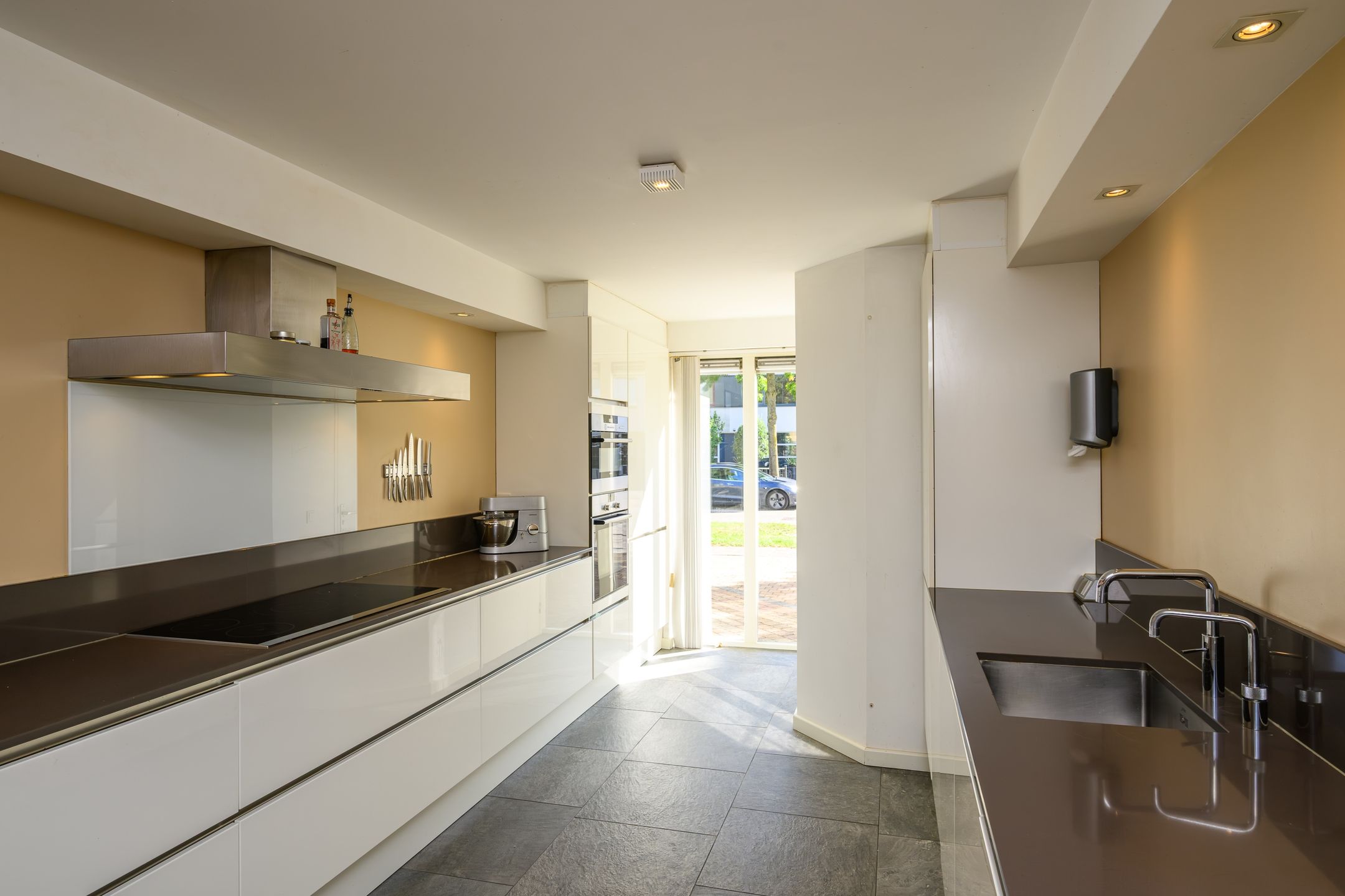 Photo 12 of Annie M.G. Schmidtweg 12