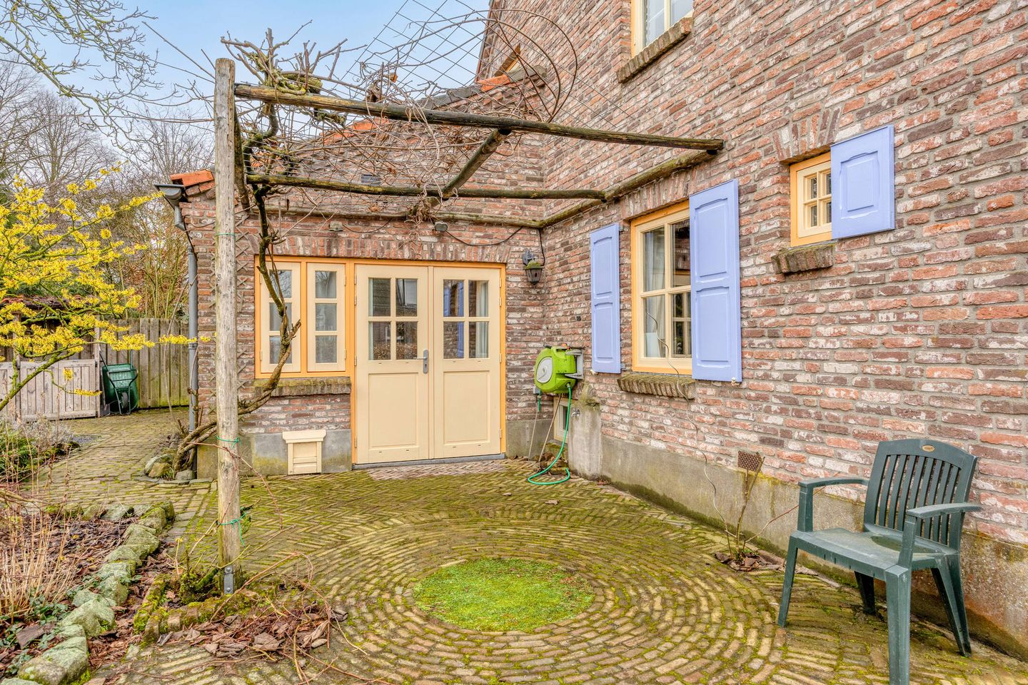 Foto 50 van Bloemhoefstraat 10