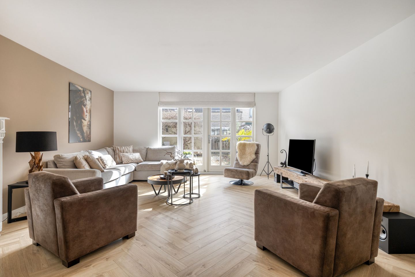 Foto 4 van Haya van Someren-Downerpad 51