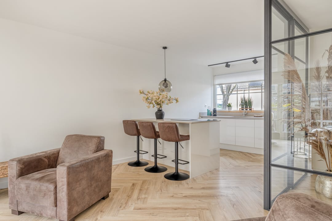 Foto 7 van Haya van Someren-Downerpad 51