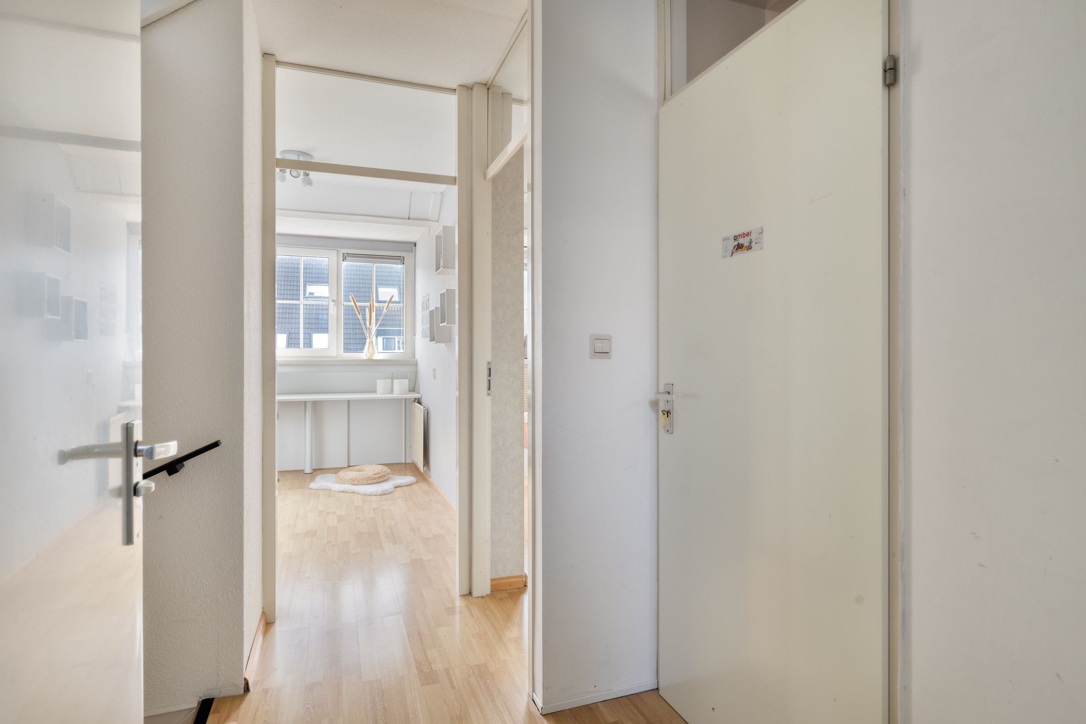 Foto 18 van Haya van Someren-Downerpad 51