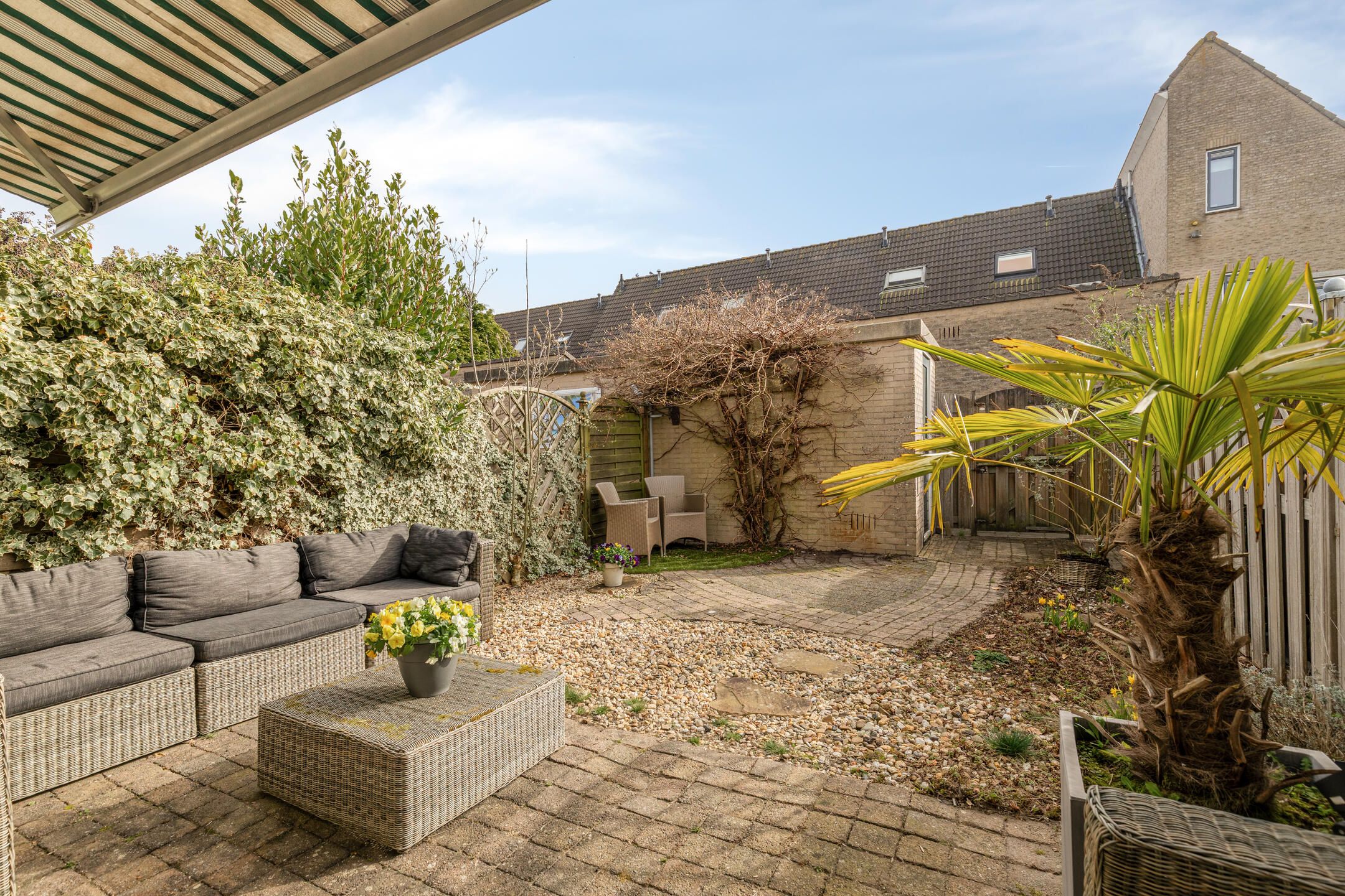 Foto 33 van Haya van Someren-Downerpad 51