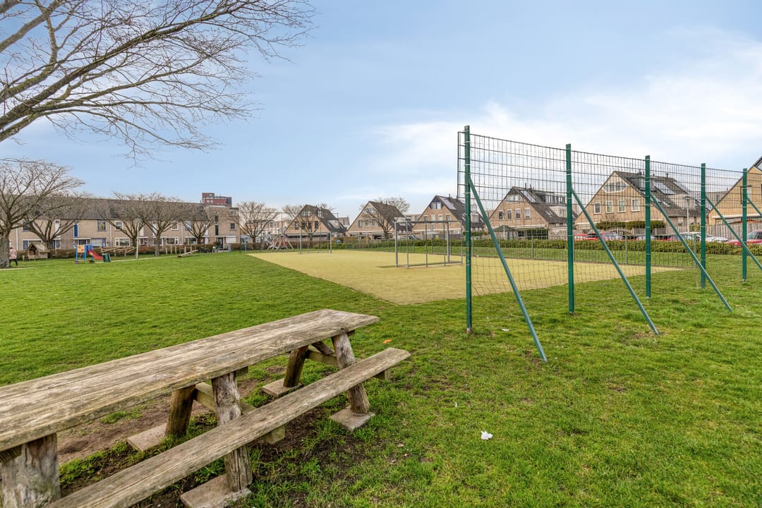 Foto 43 van Haya van Someren-Downerpad 51