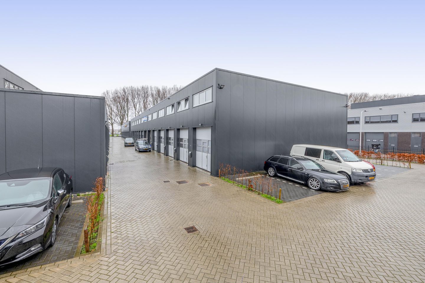 View photo 2 of Nikkelweg 255