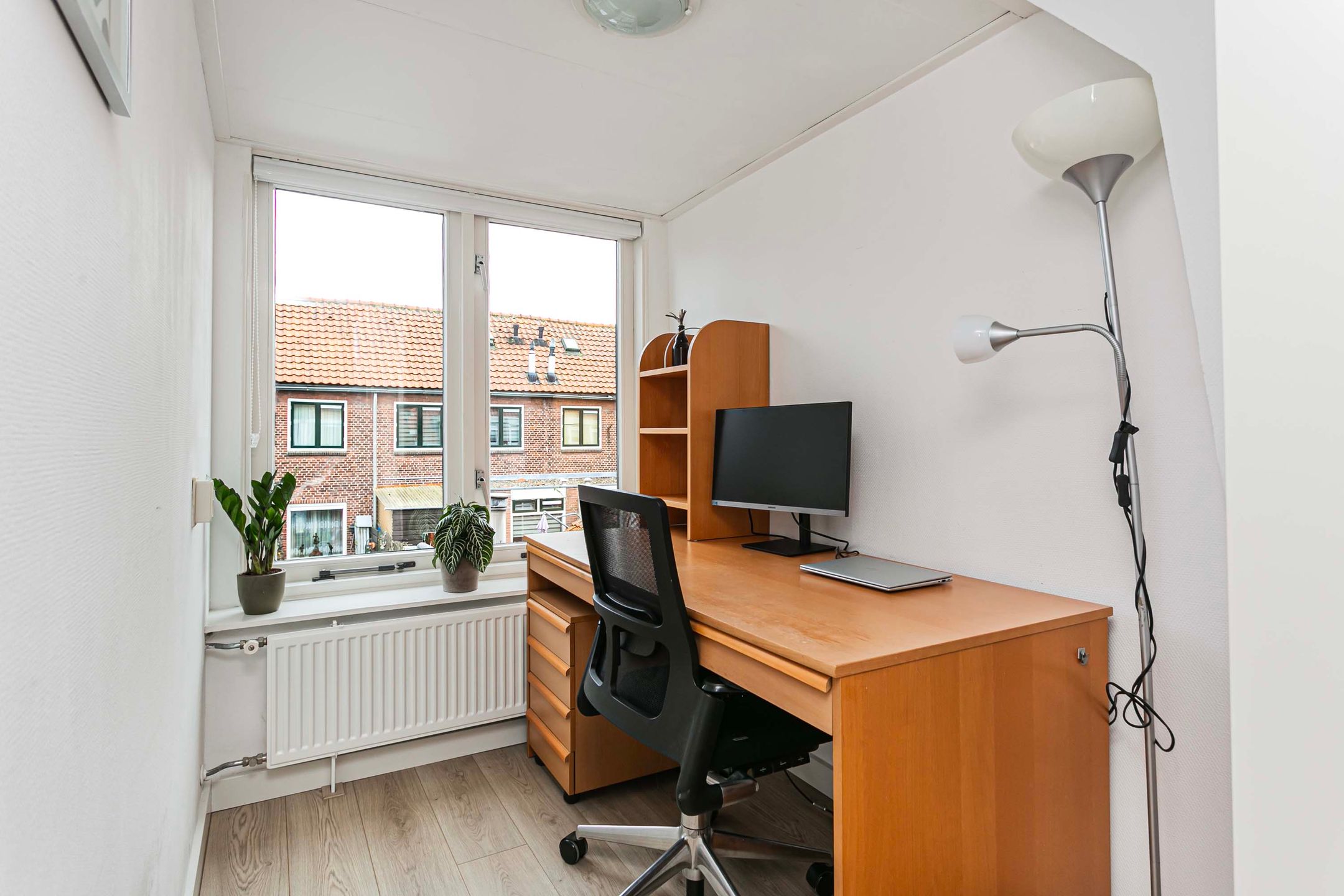 Foto 36 van Dennenstraat 21