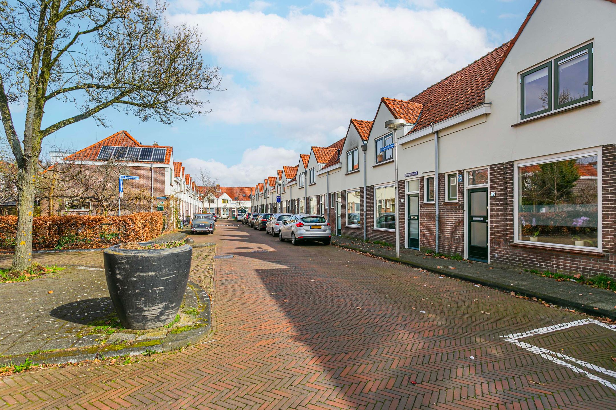 Foto 39 van Dennenstraat 21