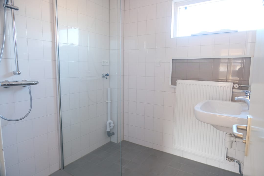 Foto 8 van Azaleastraat 60