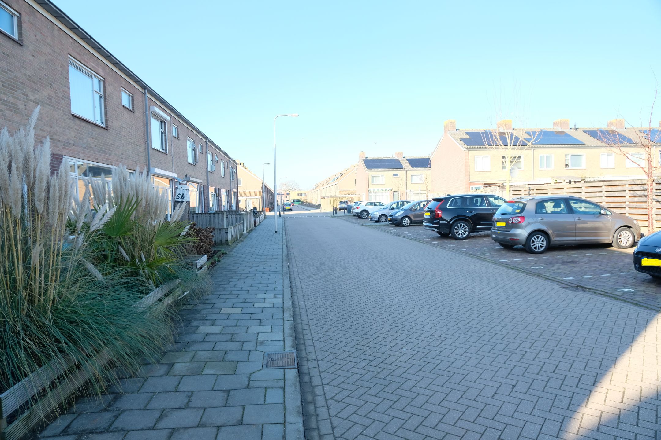 Foto 12 van Azaleastraat 60