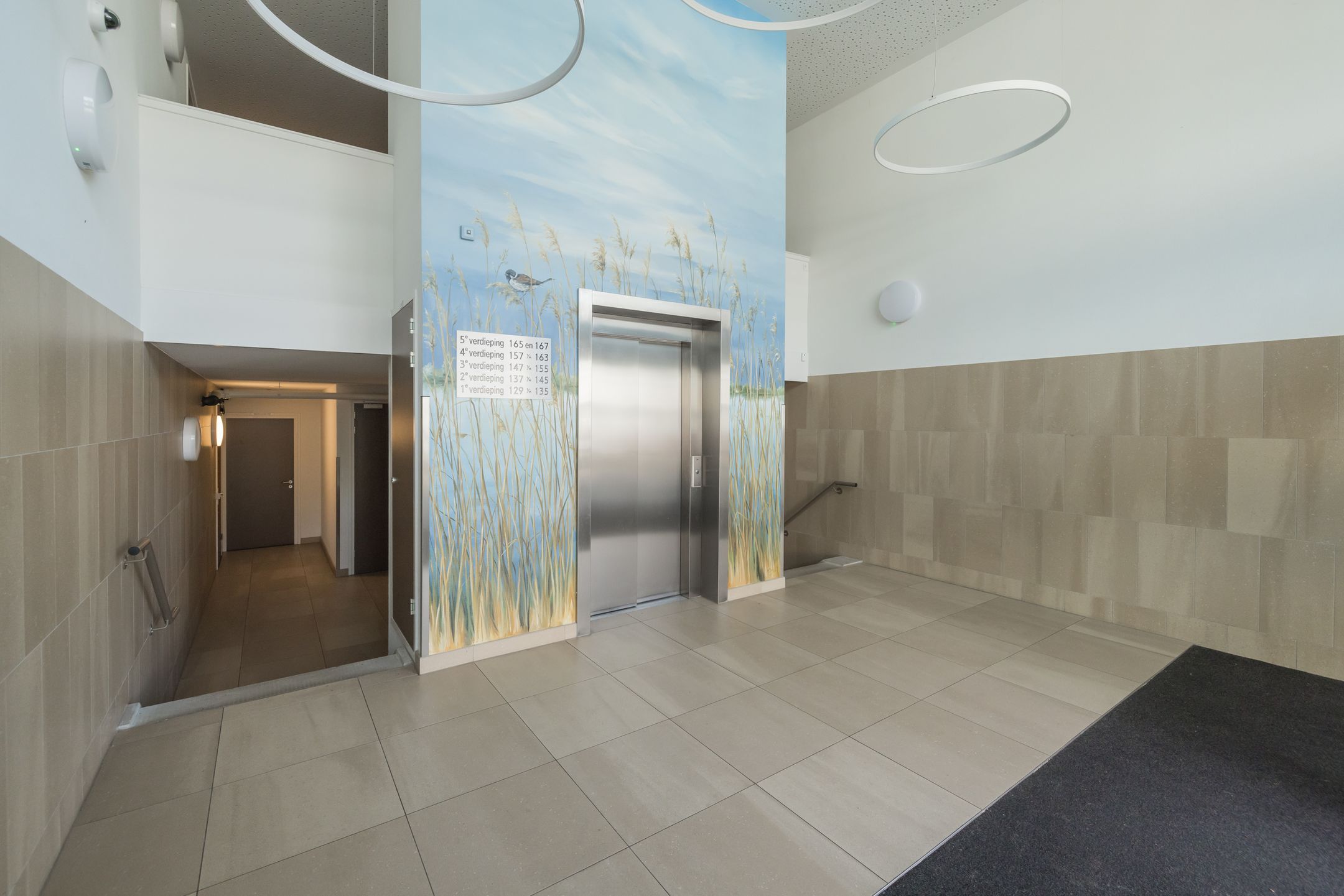 Photo 6 of Piet Heinstraat 147