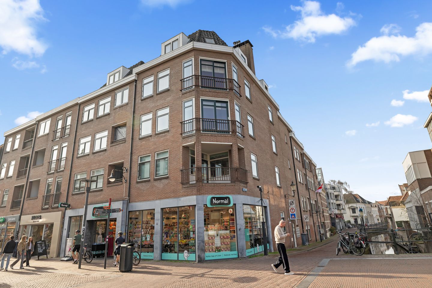 Photo 50 of Langegracht 3-C