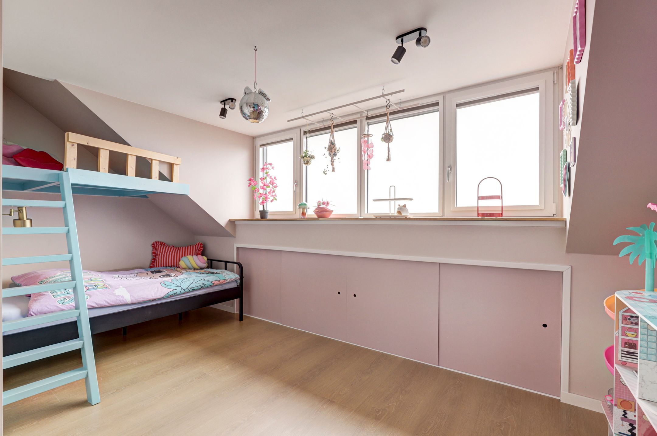 Foto 36 van Mr. C.A. Bosstraat 7