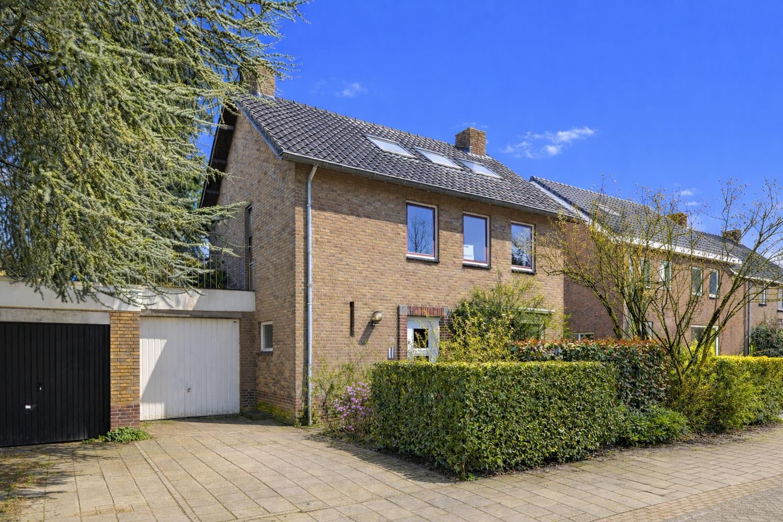 Buying a house in The Netherlands., Jacob van Ruysdaelstraat 12