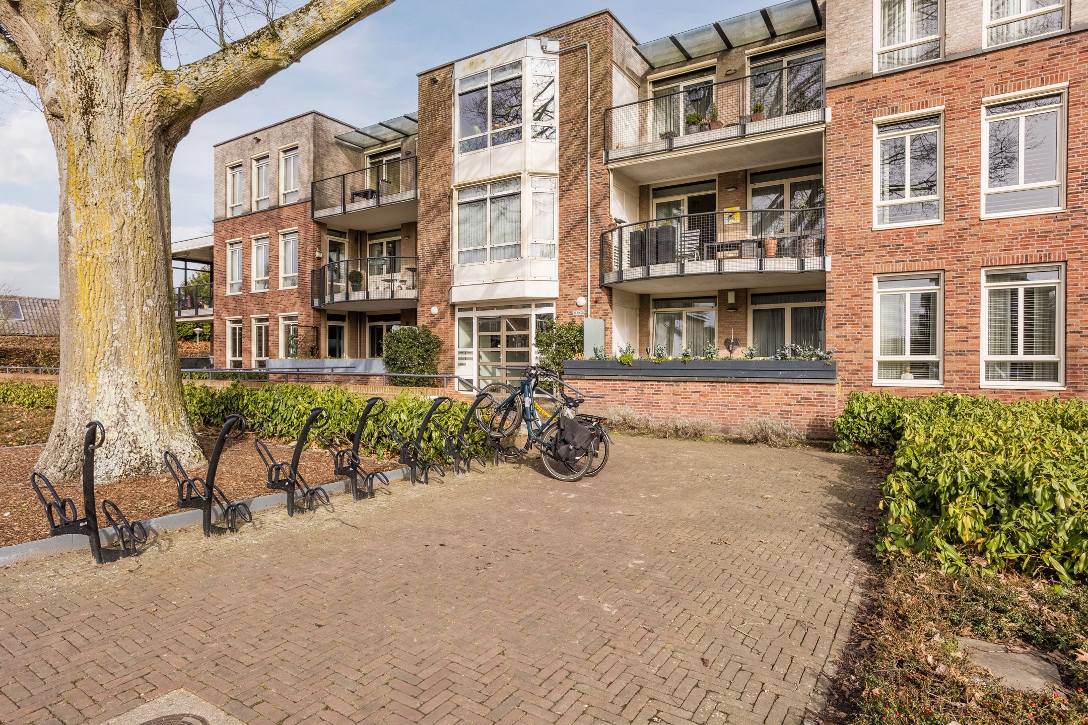 Photo 33 of Van Vroonhovenlaan 32