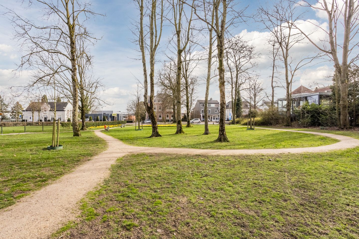 Photo 34 of Van Vroonhovenlaan 32