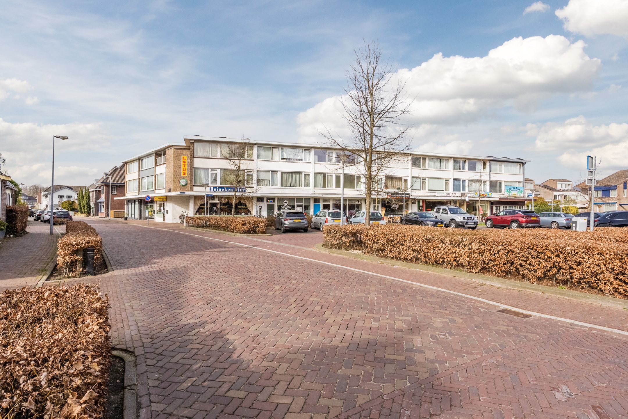 Photo 36 of Van Vroonhovenlaan 32