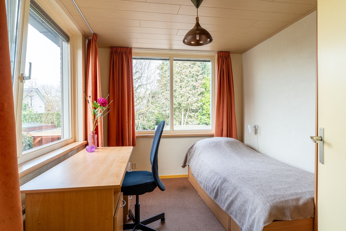 Foto 34 van Berndijksestraat 15