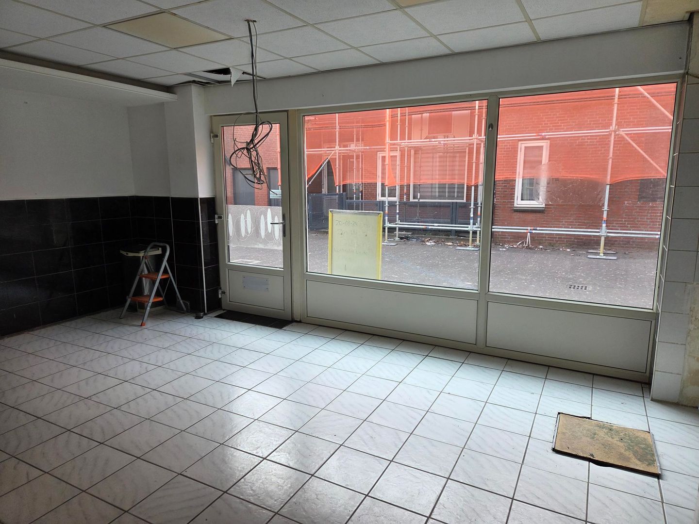 View photo 2 of Zwanenhoek 88