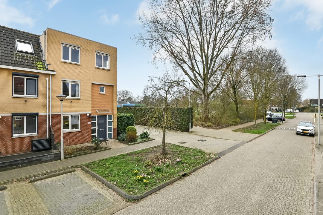 Foto 43 van Woudrichemstraat 141