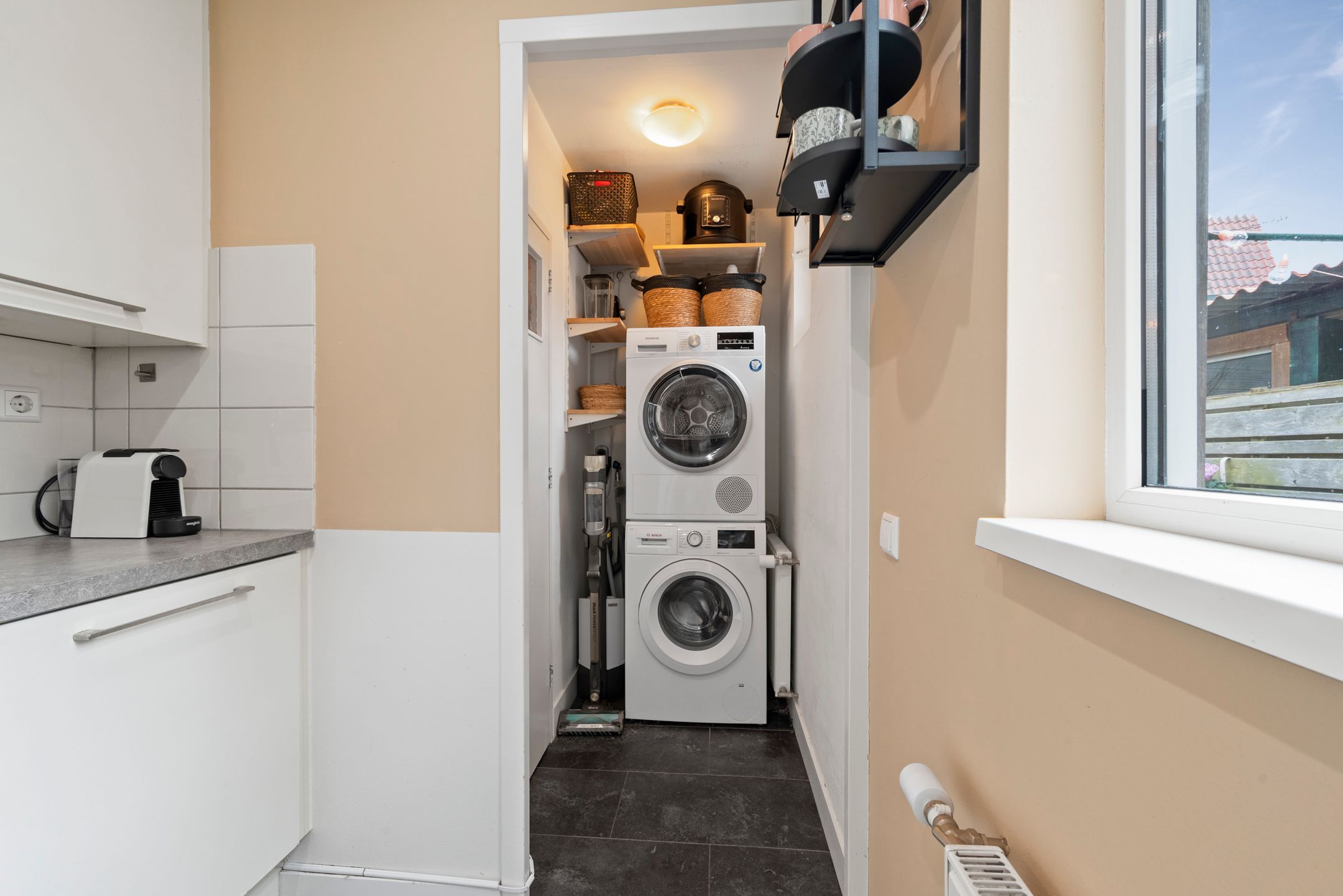 Photo 18 of Jan Frederik Helmersstraat 26