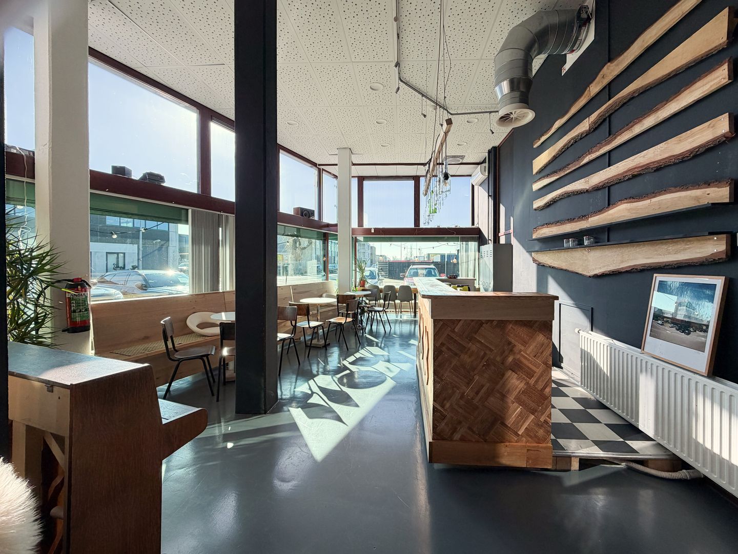 Bekijk foto 3 van IJsselmeerlaan 2