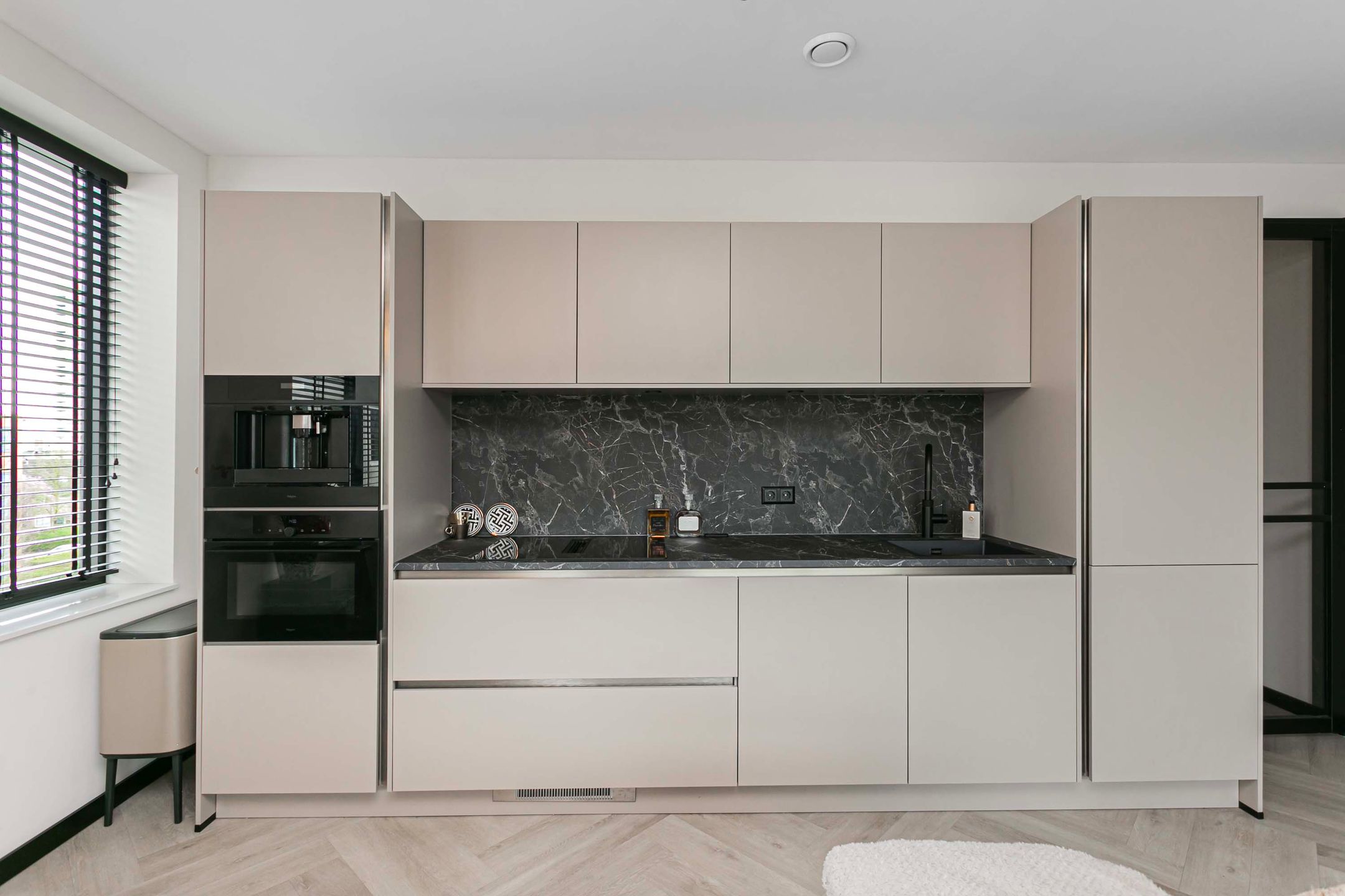 Foto 12 van Meerwal 9-20