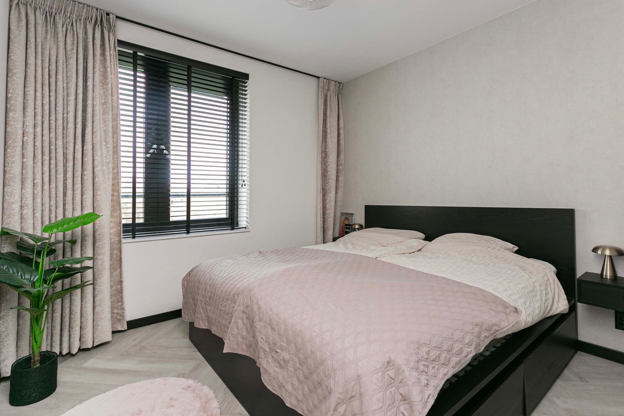 Foto 18 van Meerwal 9-20