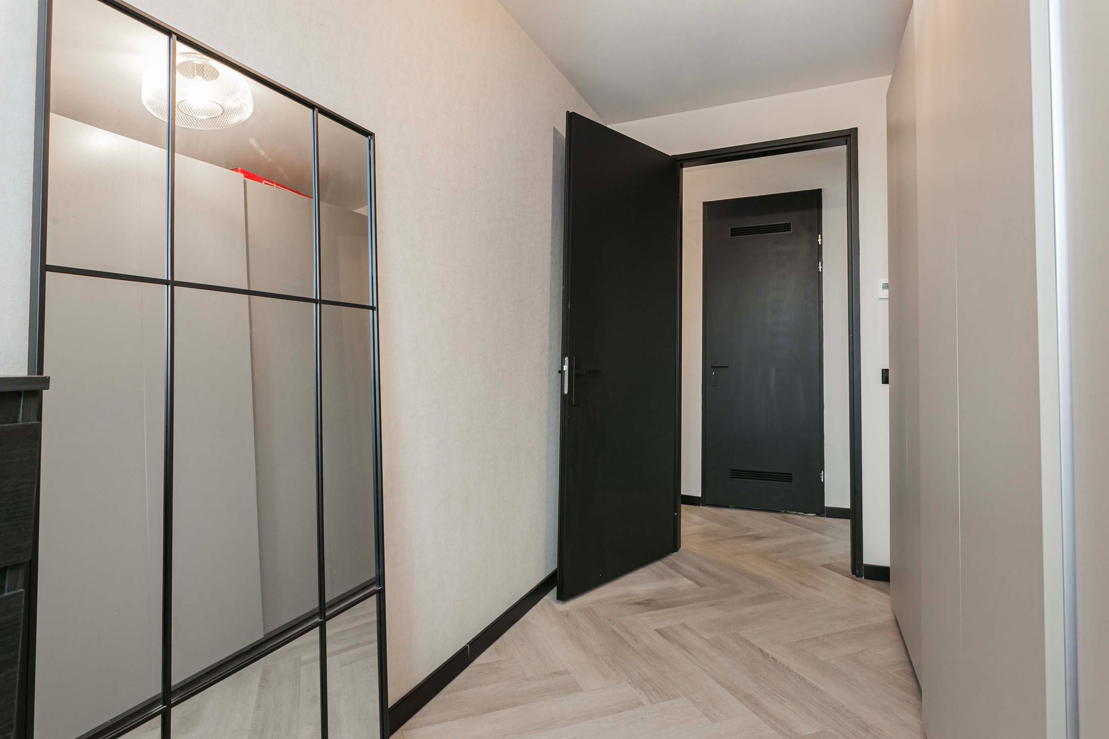 Foto 21 van Meerwal 9-20