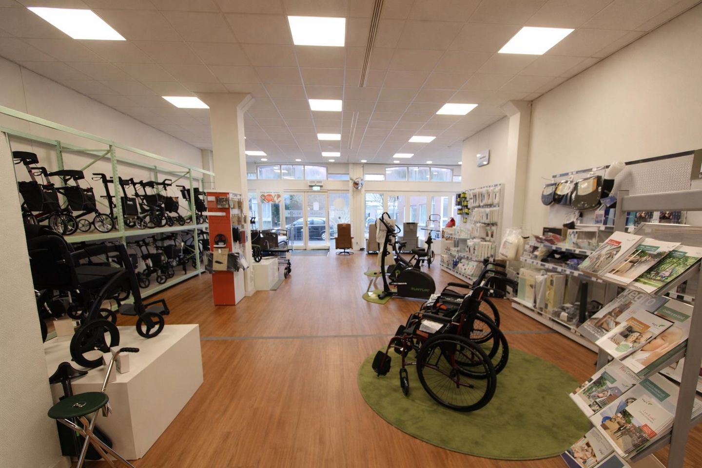 View photo 3 of Amsterdamstraat 70