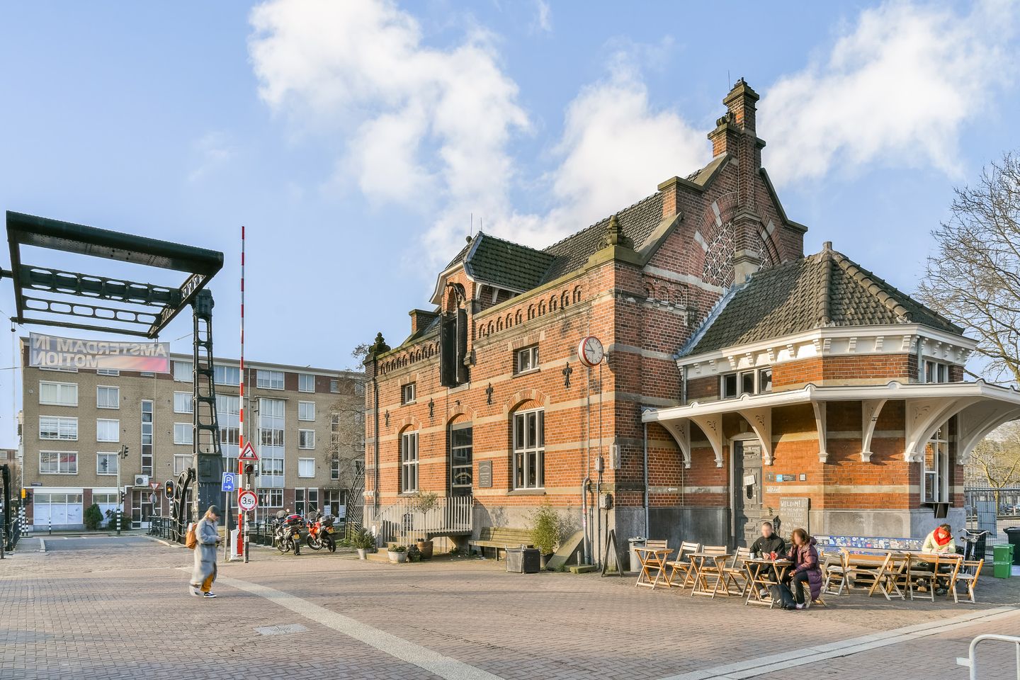 Foto 29 van Haarlemmerweg 155-H