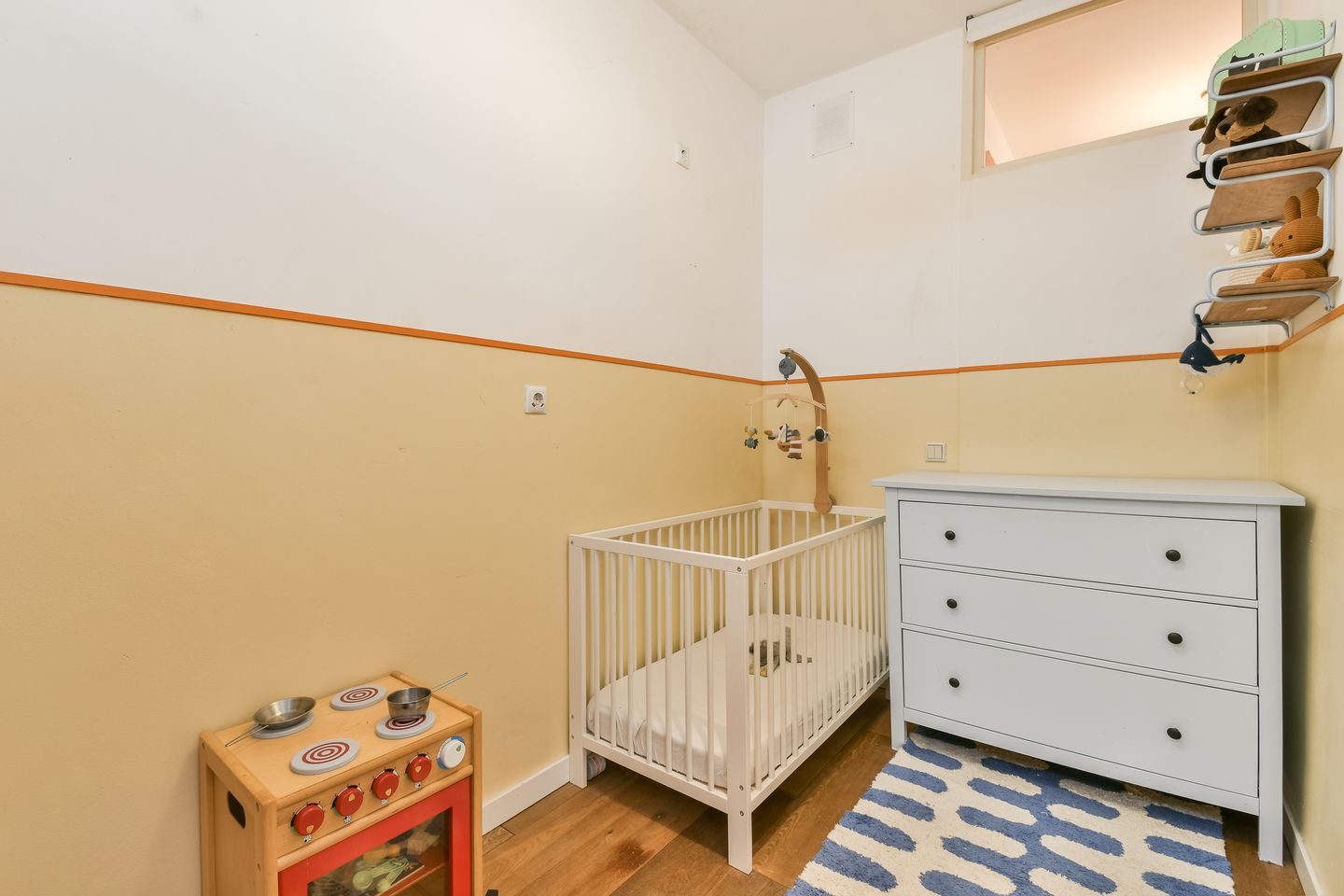 Foto 25 van Haarlemmerweg 155-H