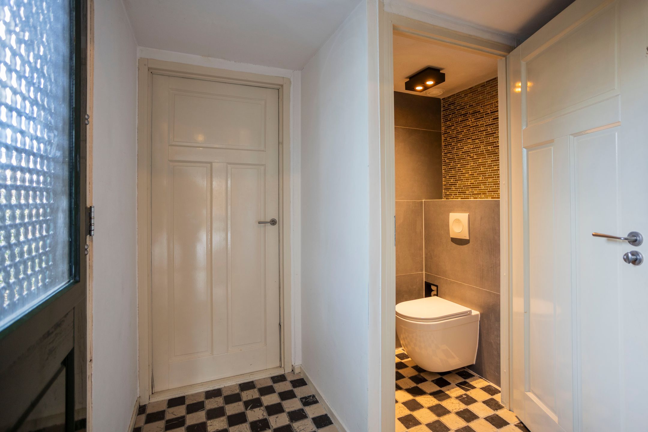 Foto 6 van Vronen 172