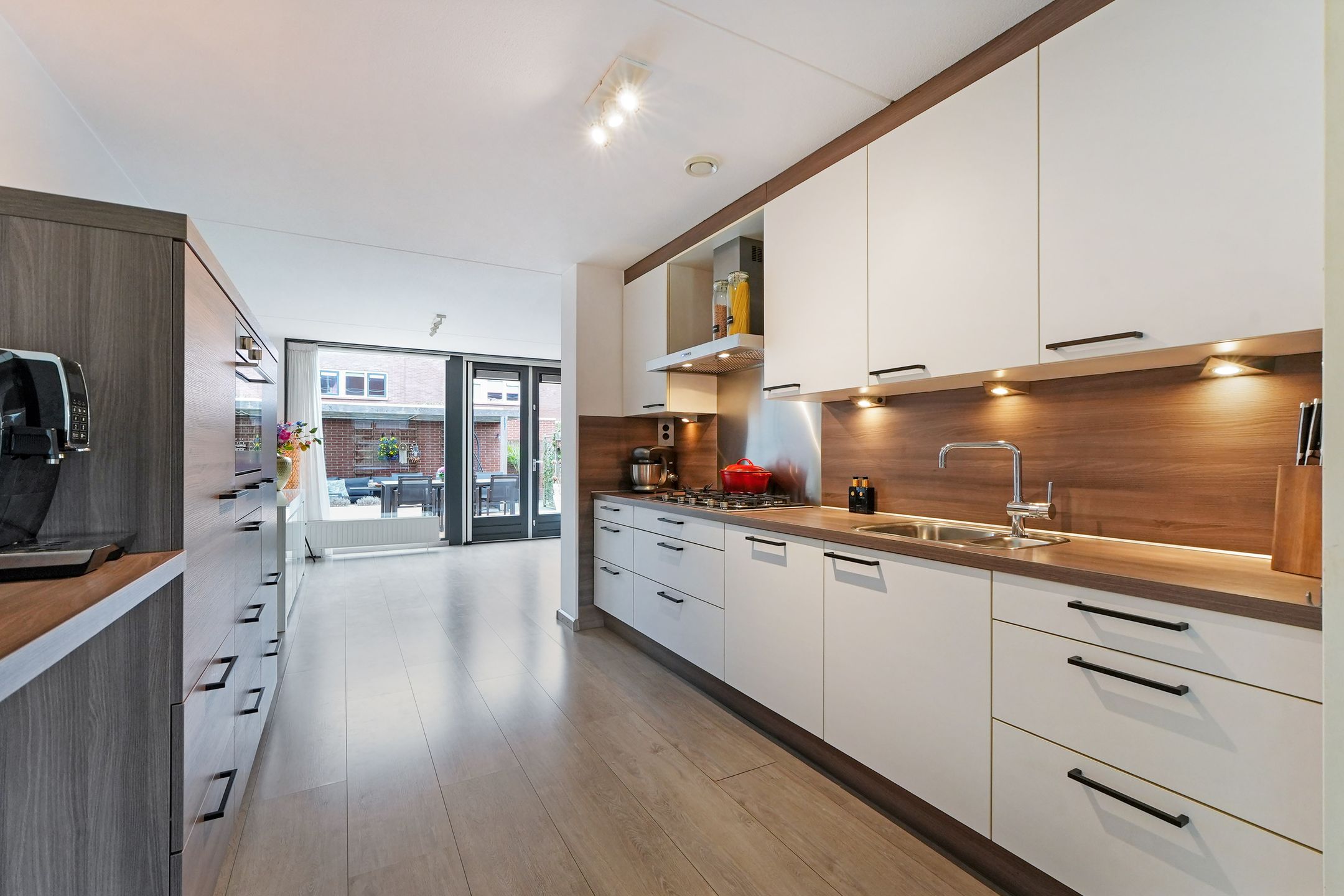 Photo 9 of Simon van Beaumontstraat 10