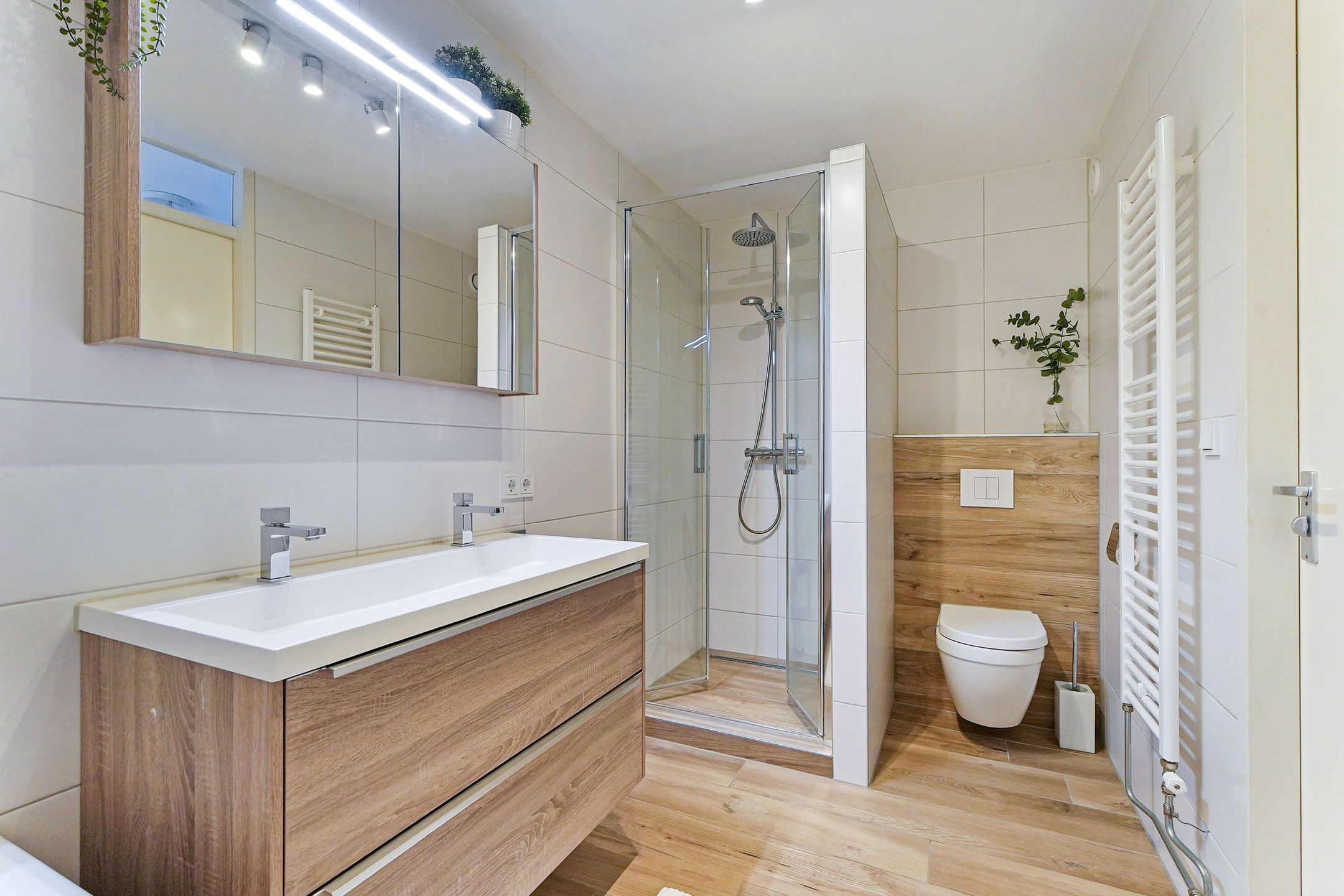 Photo 24 of Simon van Beaumontstraat 10