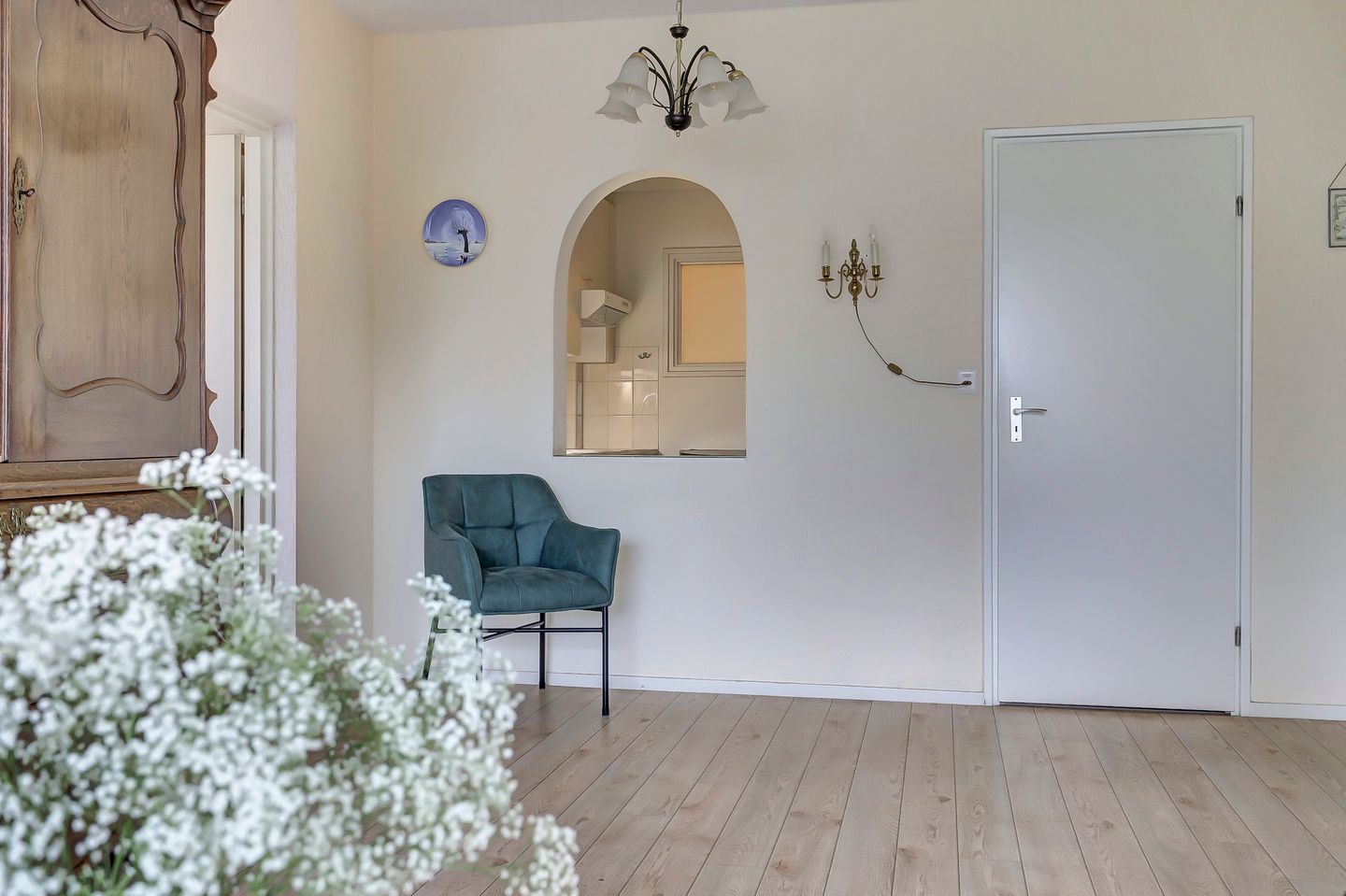 Photo 5 of Stationsweg 92-402