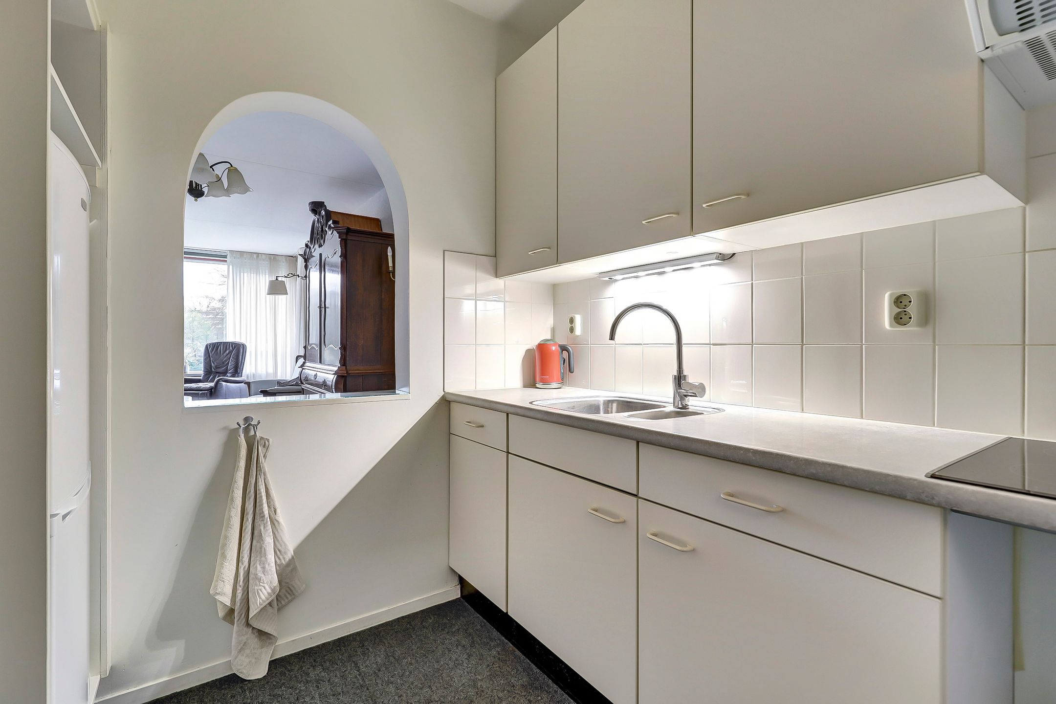 Photo 15 of Stationsweg 92-402