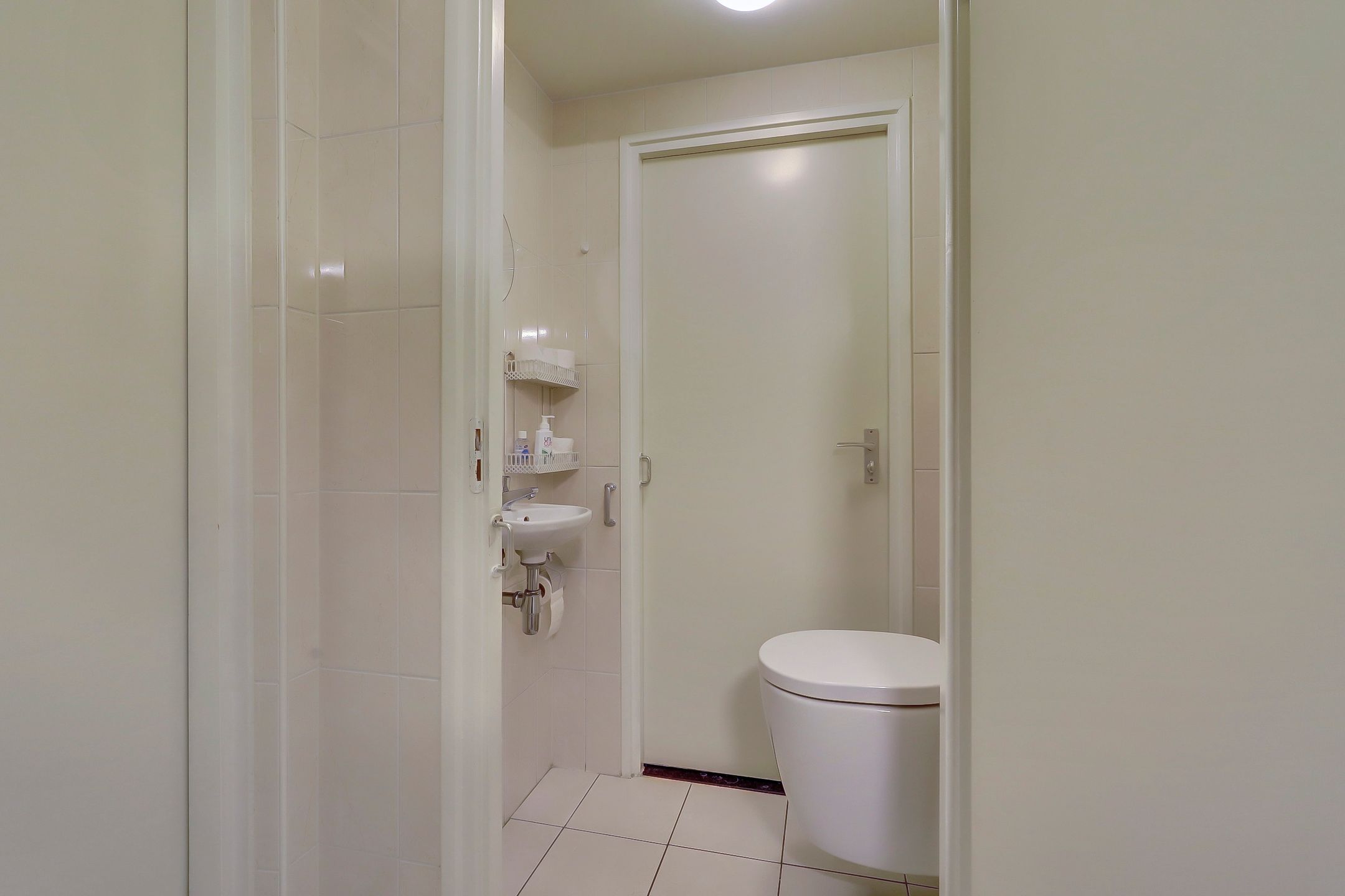 Photo 21 of Stationsweg 92-402