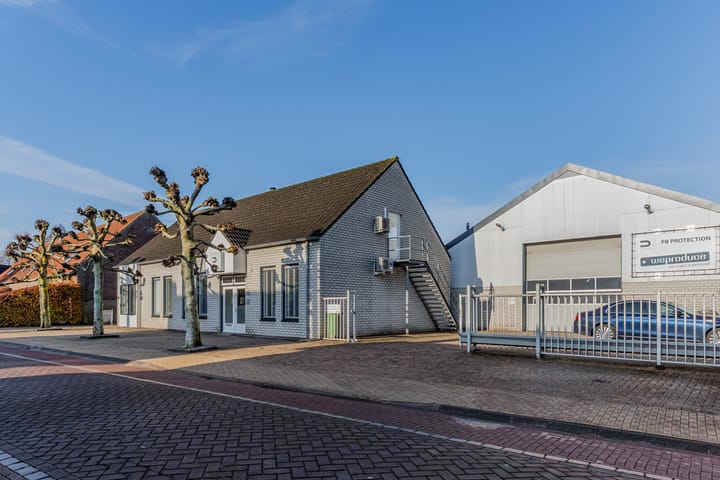 Photo 2 of Dorpstraat 119