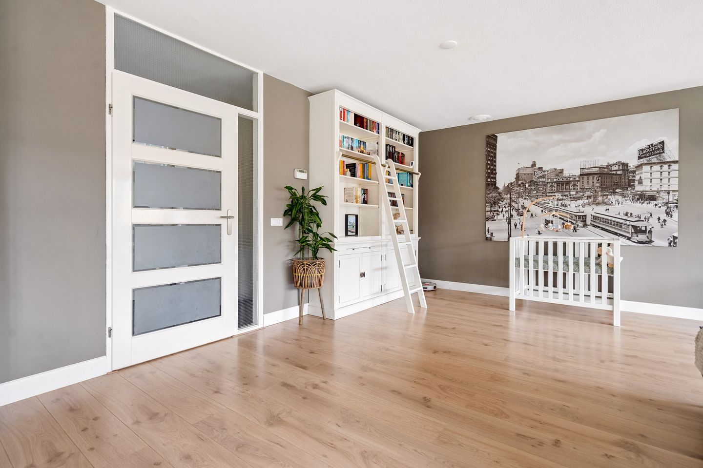 Foto 20 van Victoria Regiastraat 38