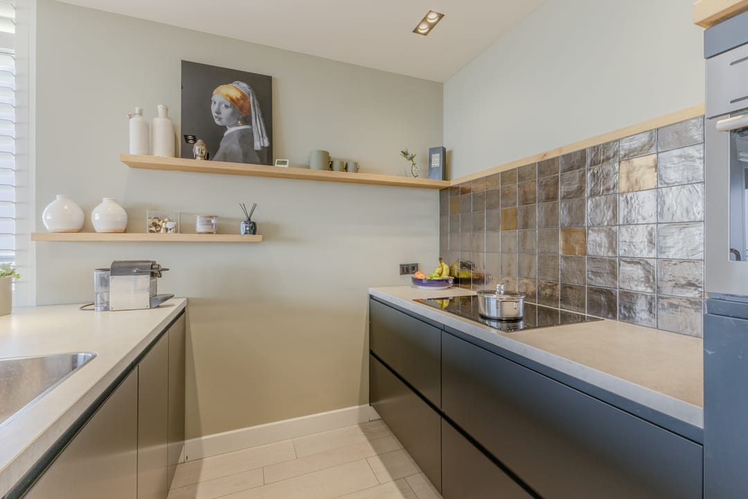 Foto 11 van Witte Ring 11-E